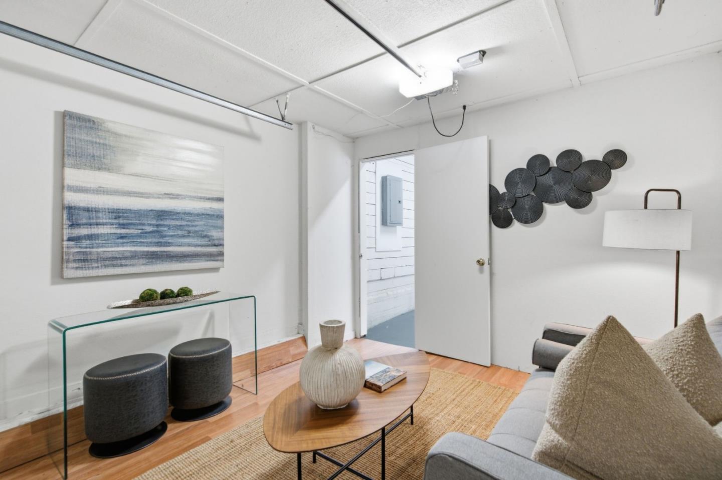 1818 Madison AVE