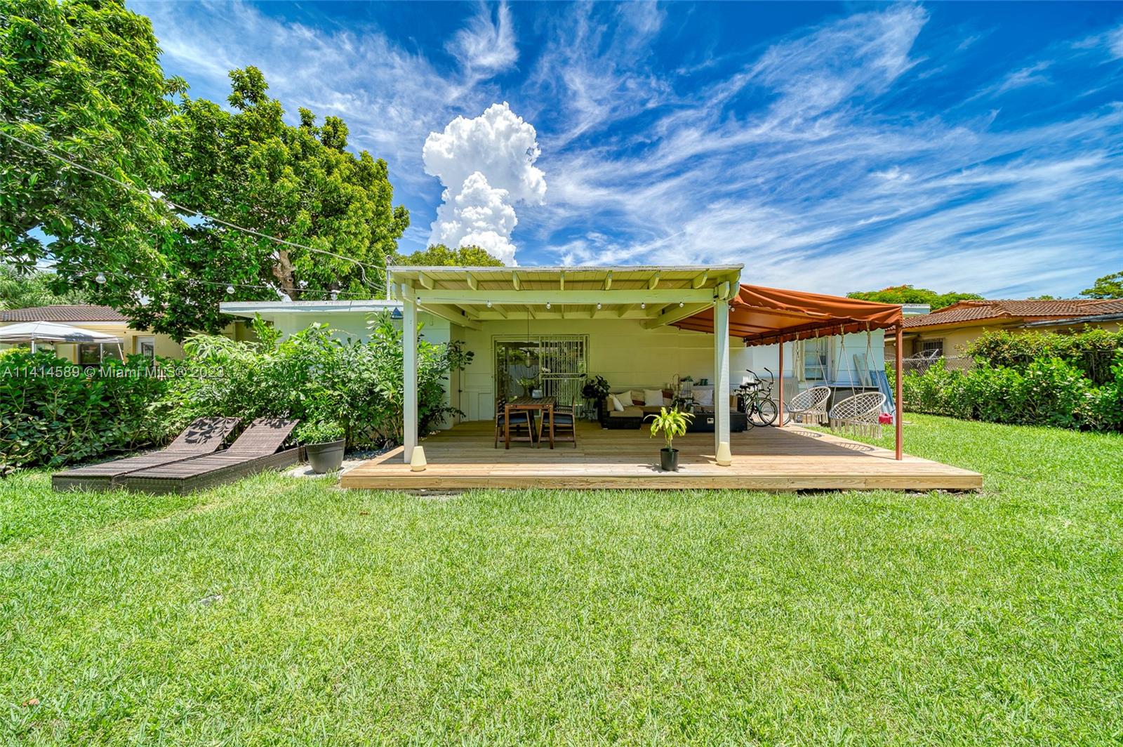 2320 SW 19th Ter