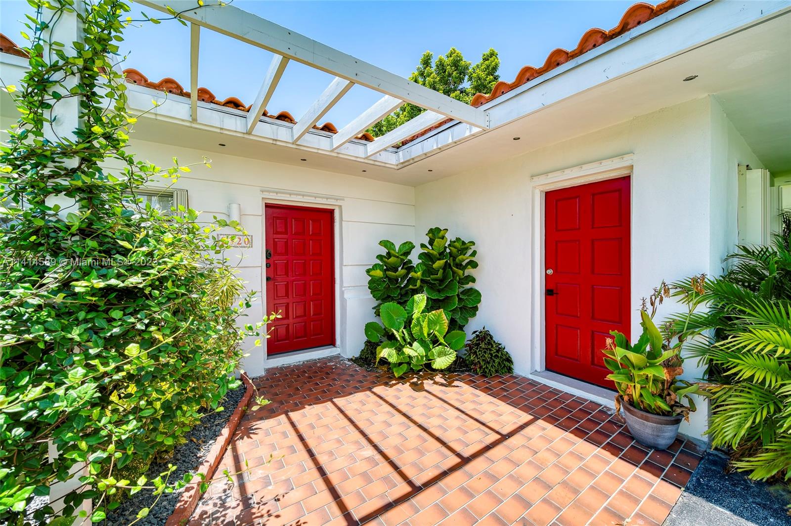 2320 SW 19th Ter