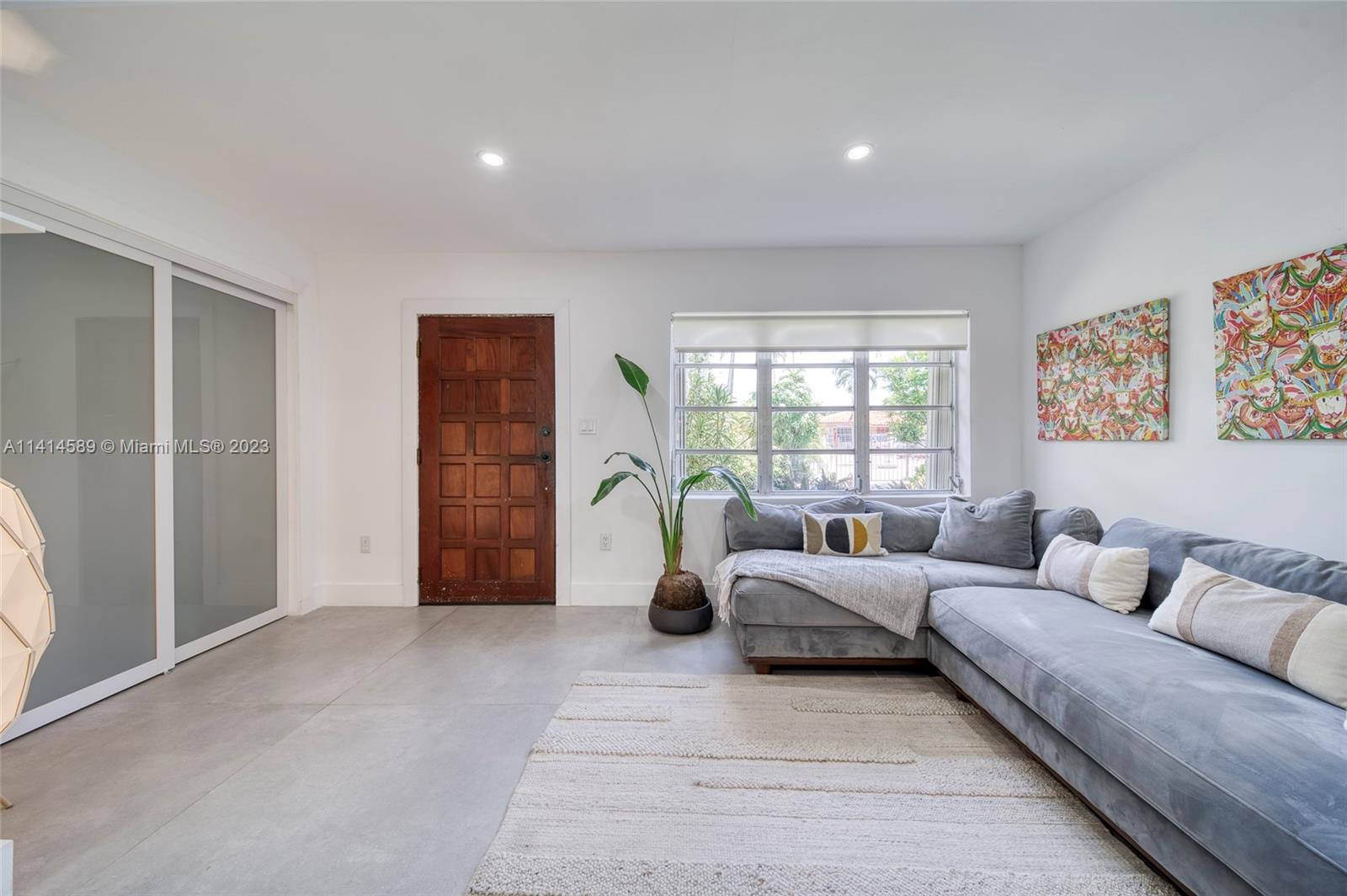 2320 SW 19th Ter