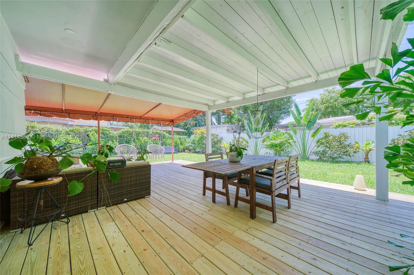 2320 SW 19th Ter