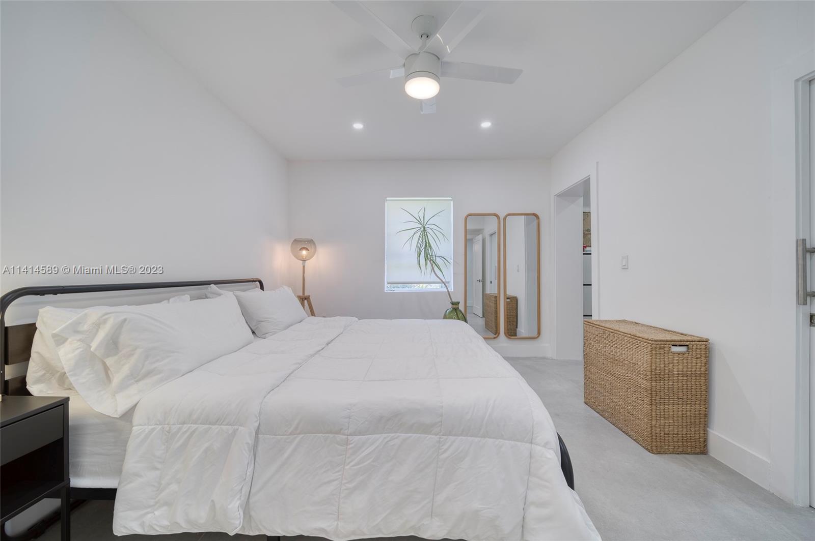 2320 SW 19th Ter
