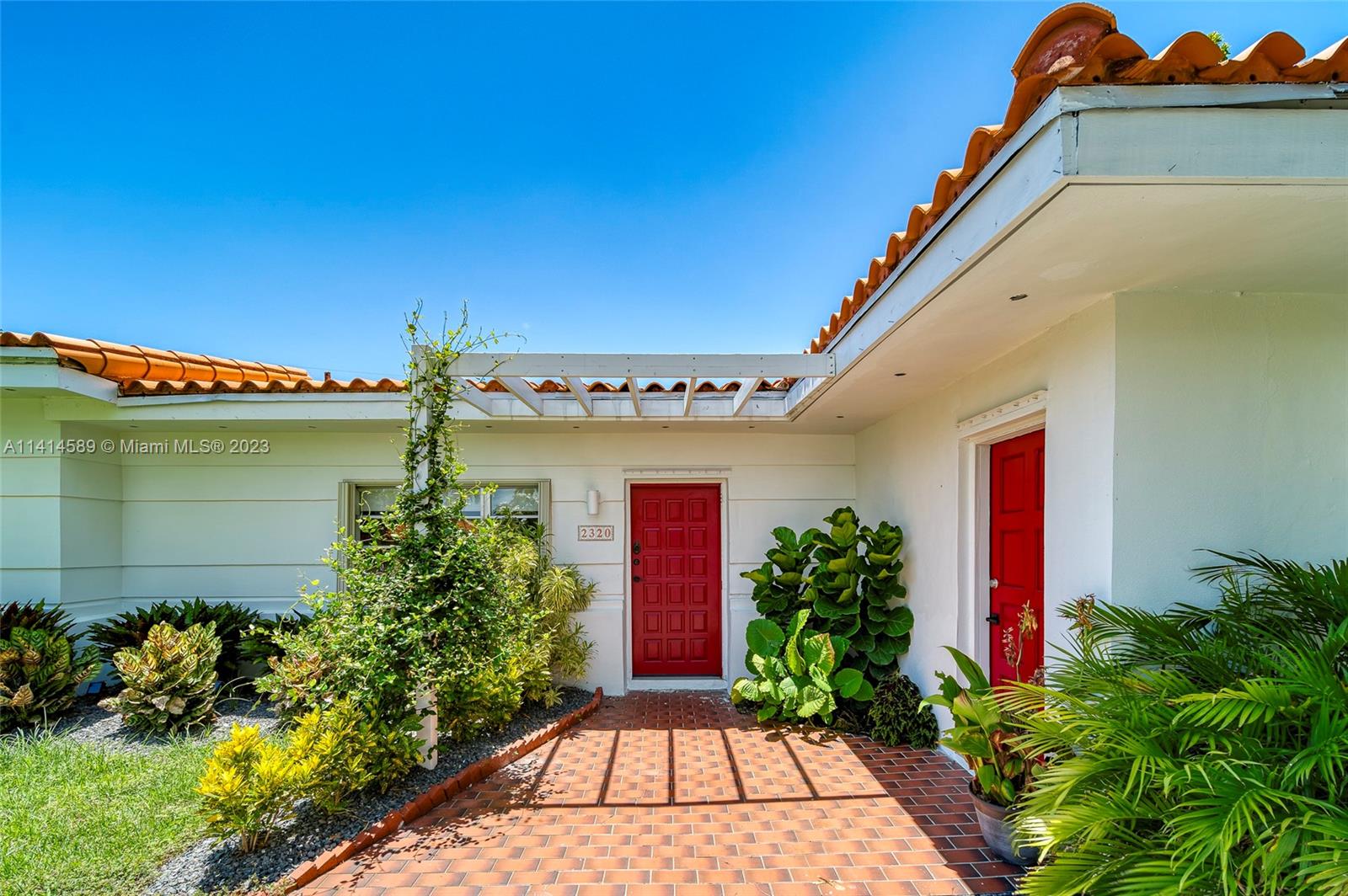 2320 SW 19th Ter