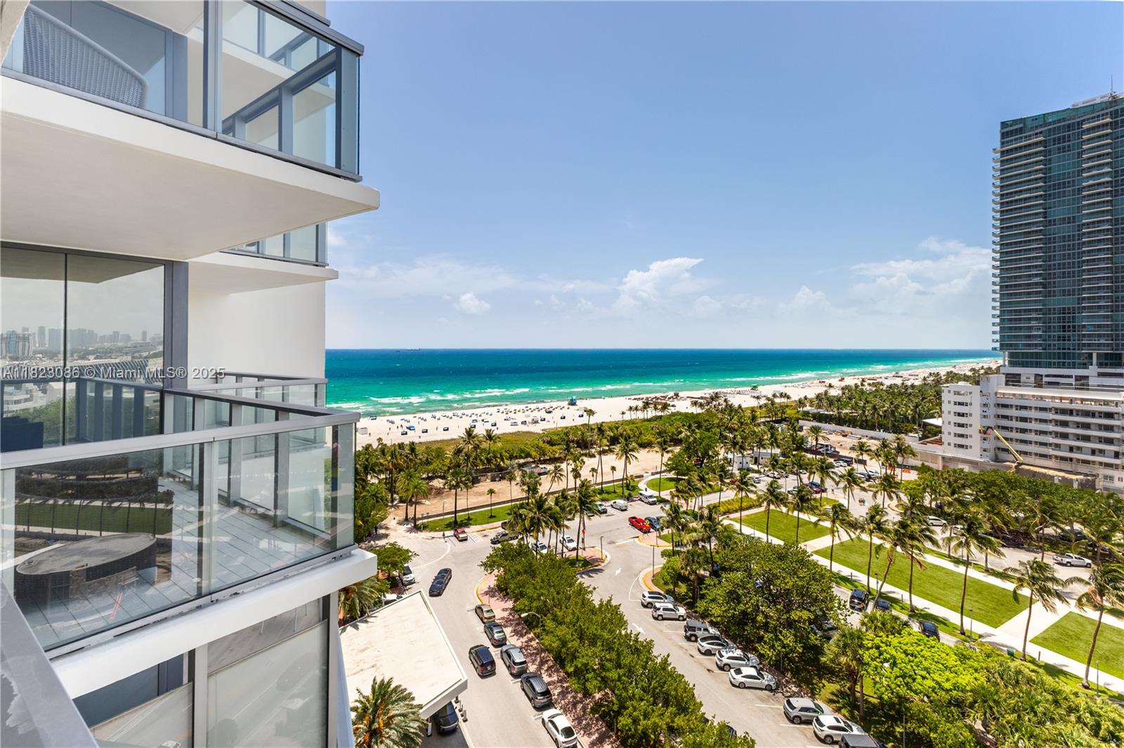 2201 Collins Ave # 1203