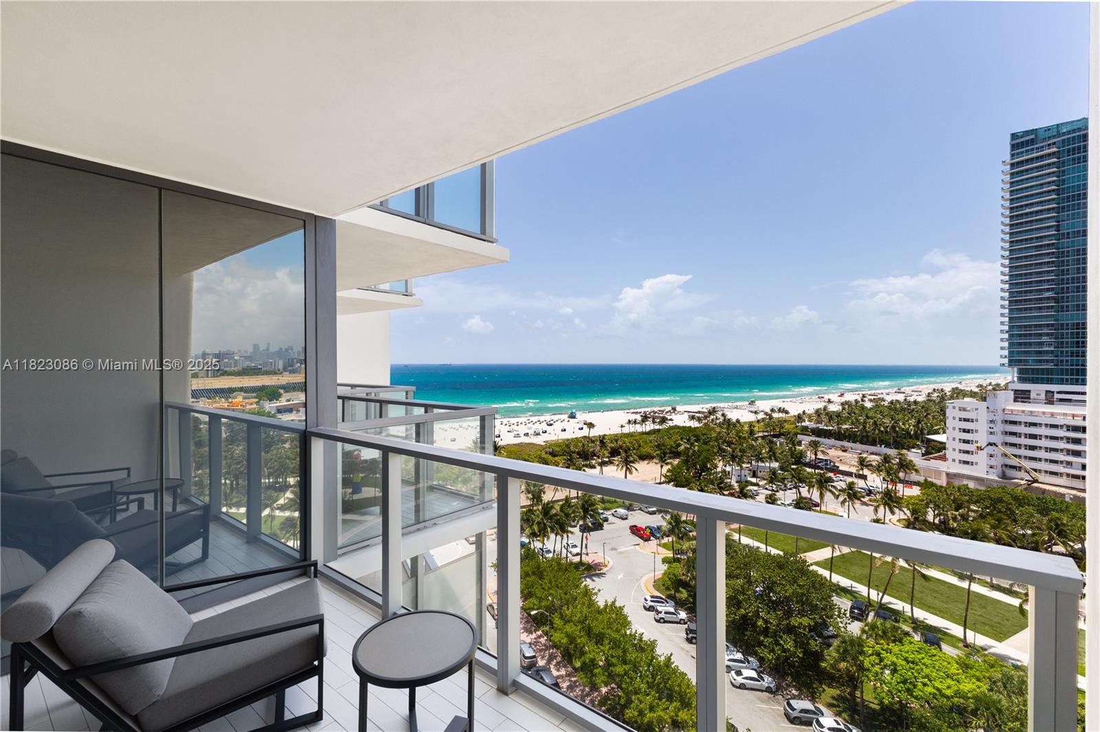 2201 Collins Ave # 1203