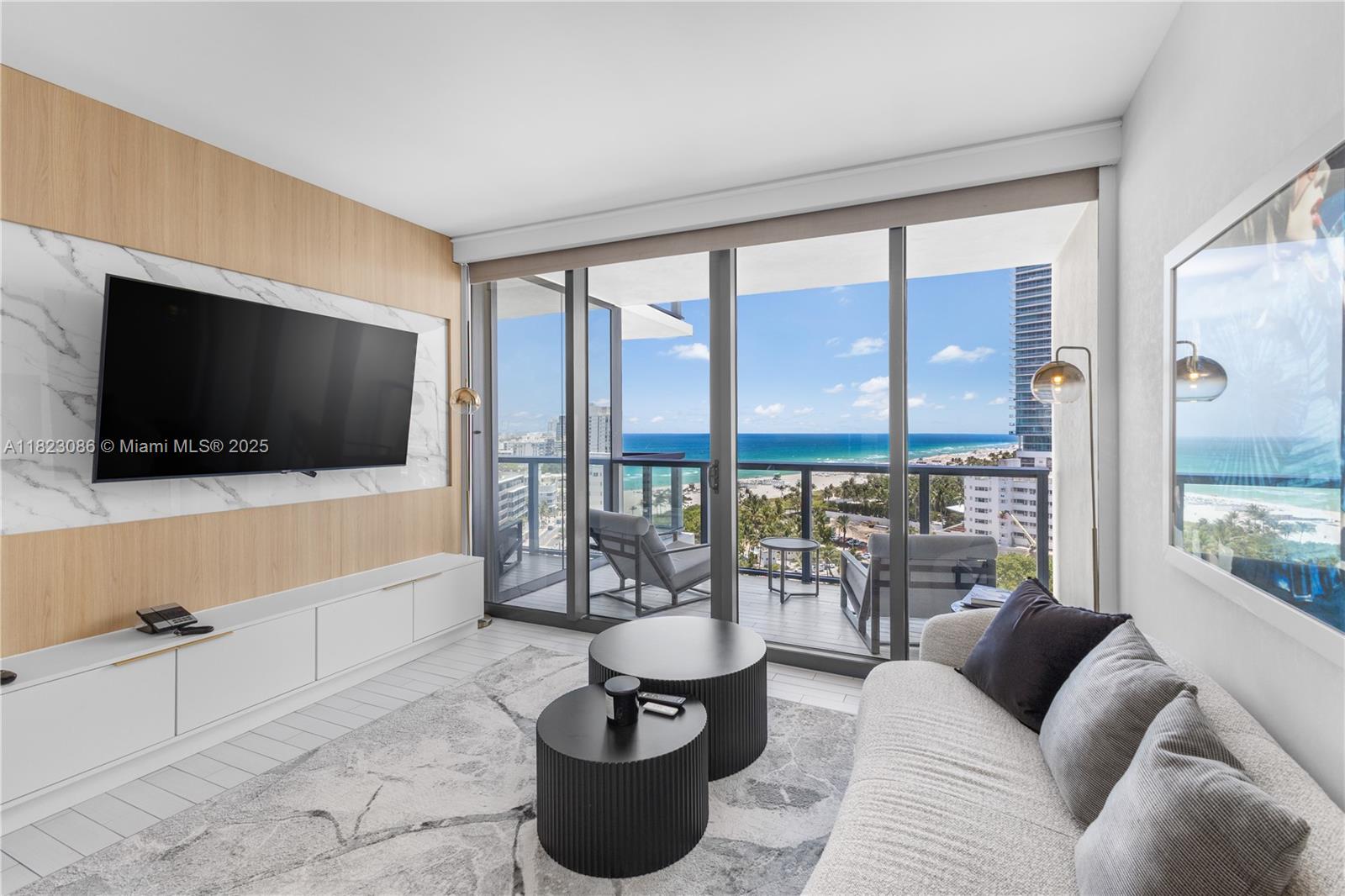 2201 Collins Ave # 1203