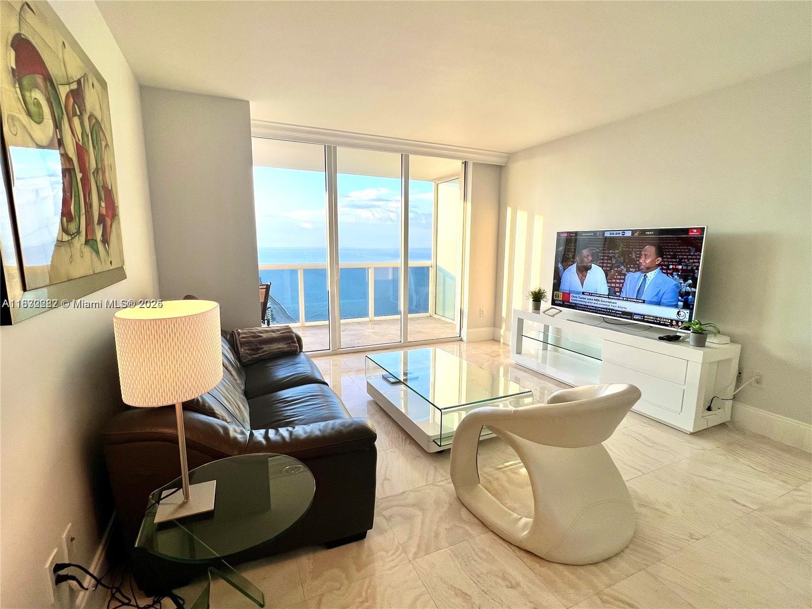 1830 S Ocean Dr # 4611
