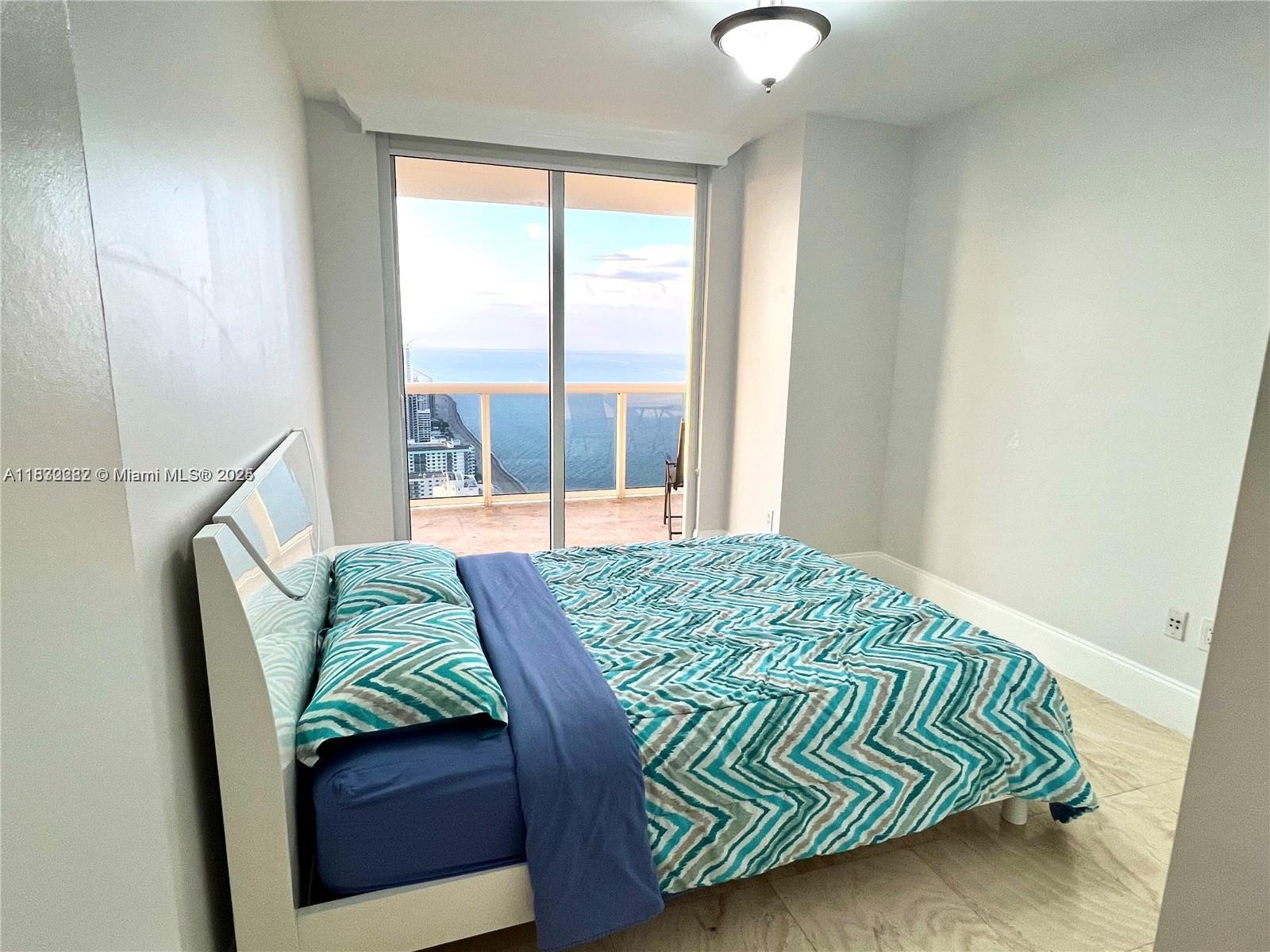 1830 S Ocean Dr # 4611