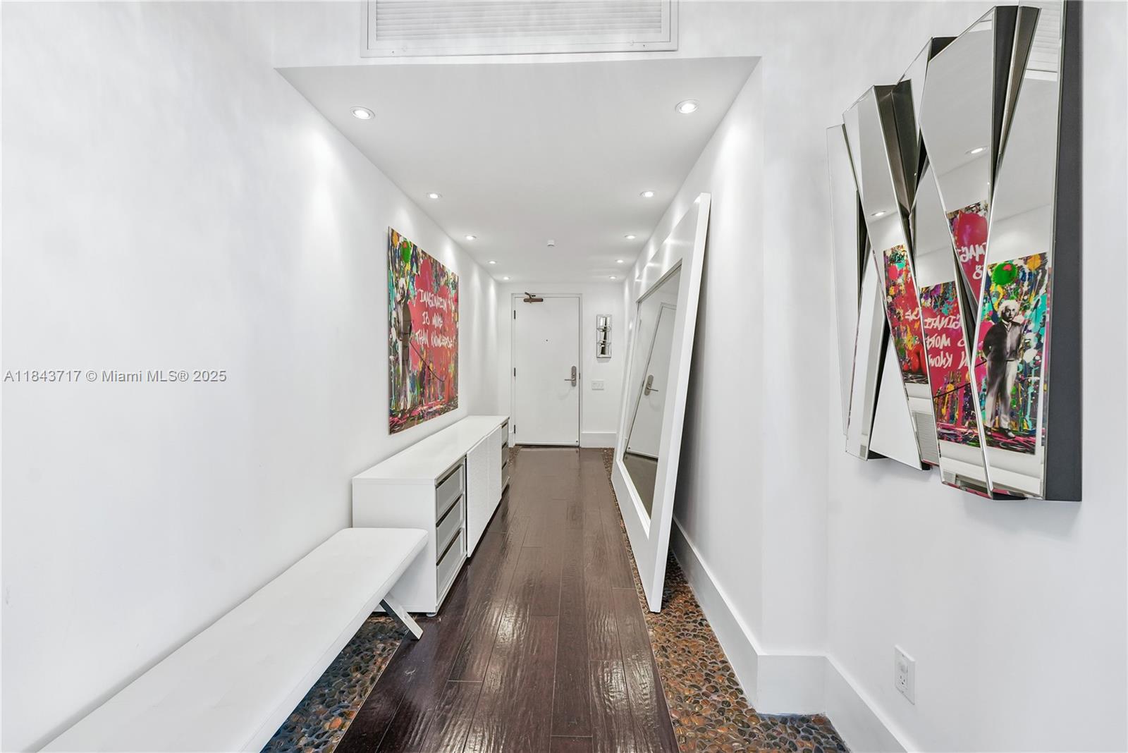 6799 Collins Ave # 1005