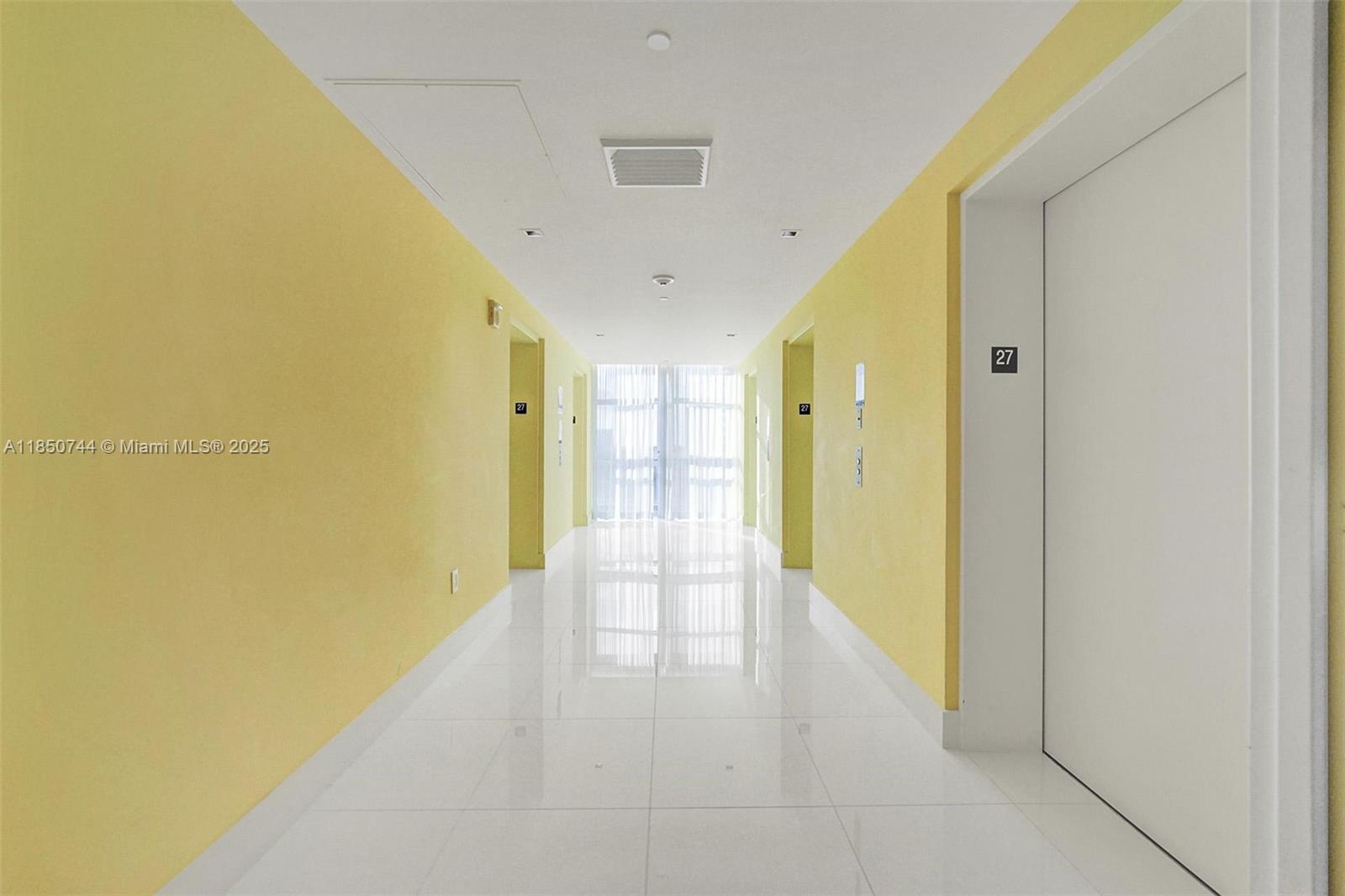 475 Brickell Ave # 3310