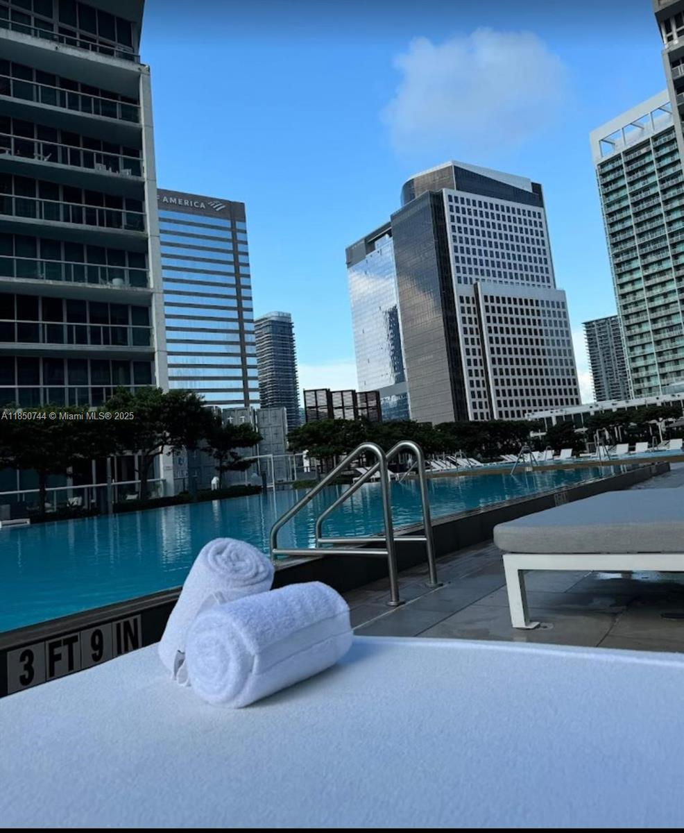 475 Brickell Ave # 3310