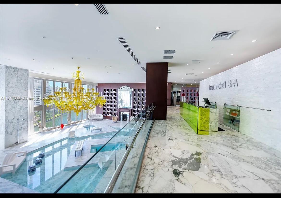 475 Brickell Ave # 3310