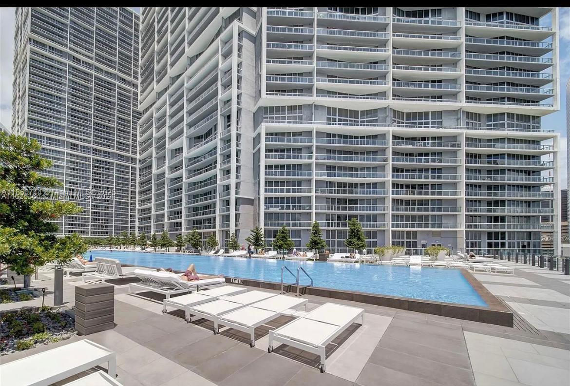 475 Brickell Ave # 3310