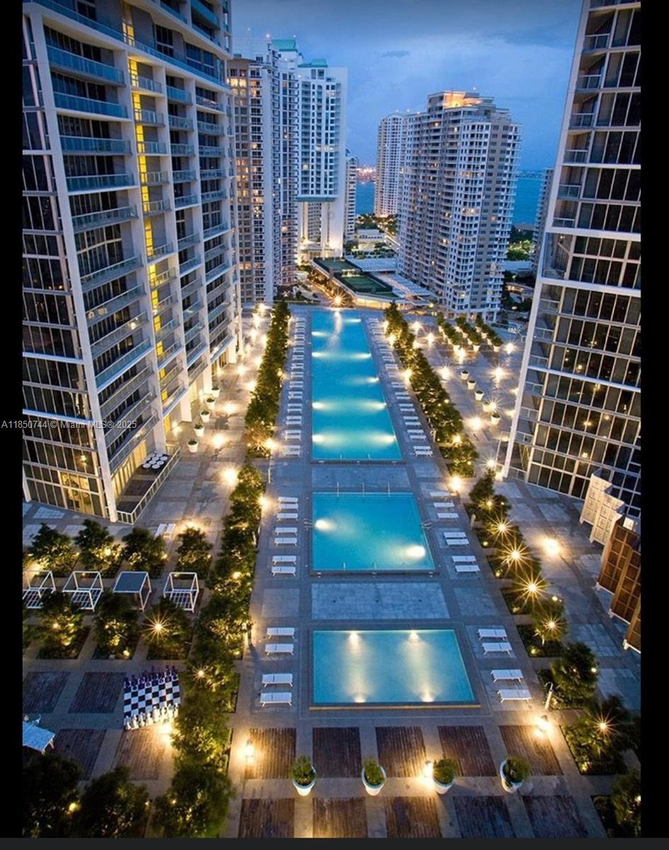 475 Brickell Ave # 3310