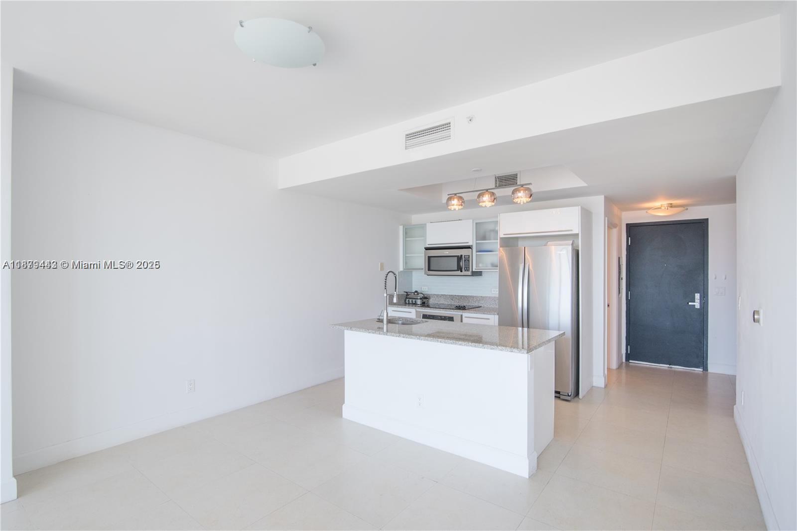 888 Biscayne Blvd # 2103