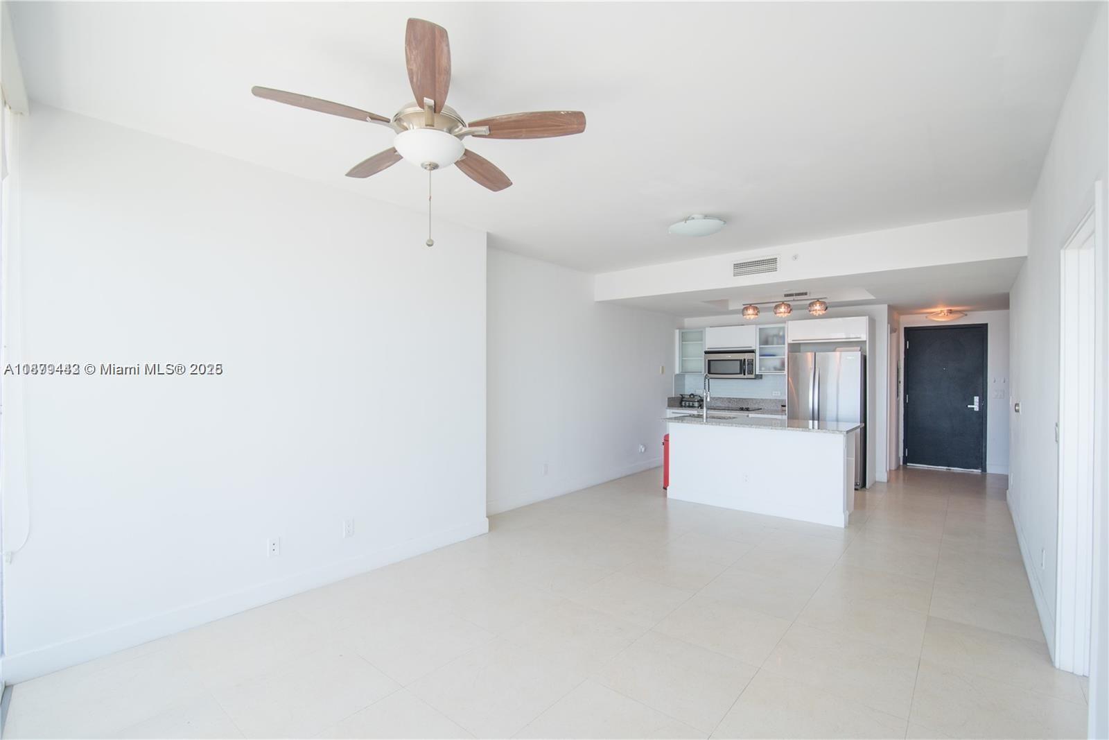 888 Biscayne Blvd # 2103