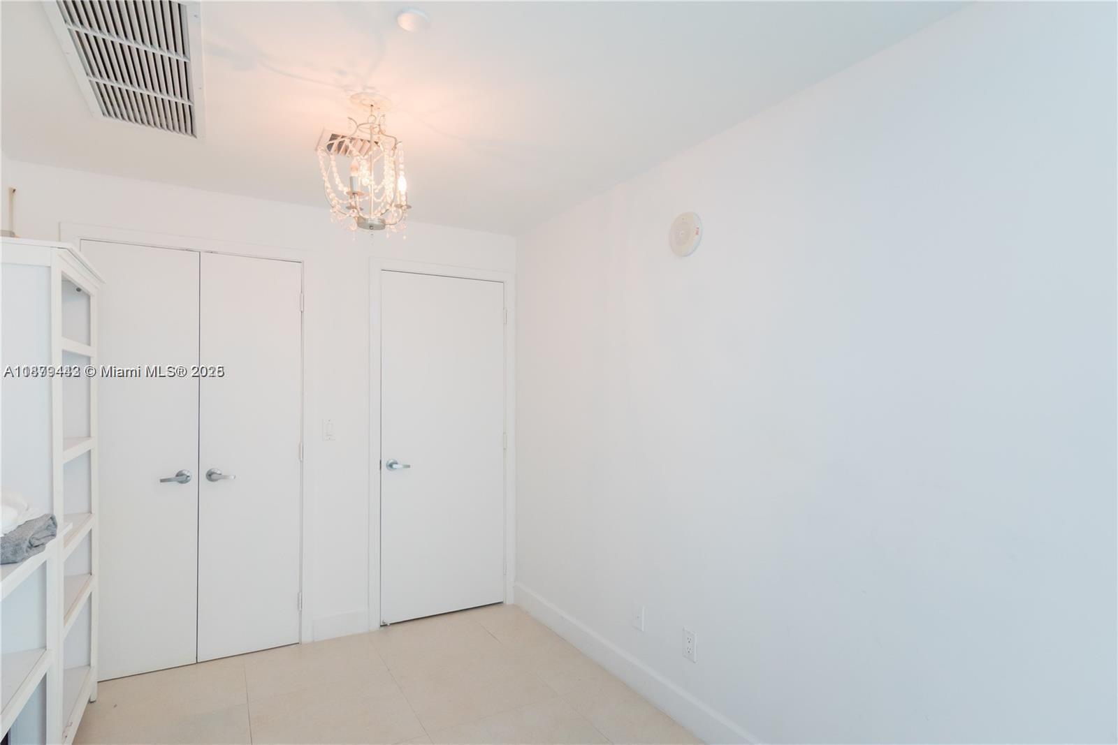 888 Biscayne Blvd # 2103