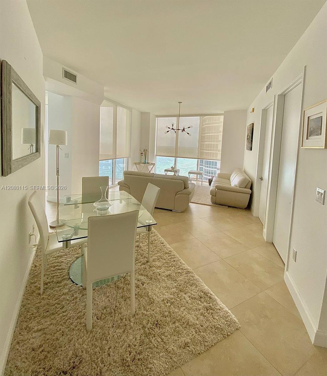 18201 Collins Ave # 3609A
