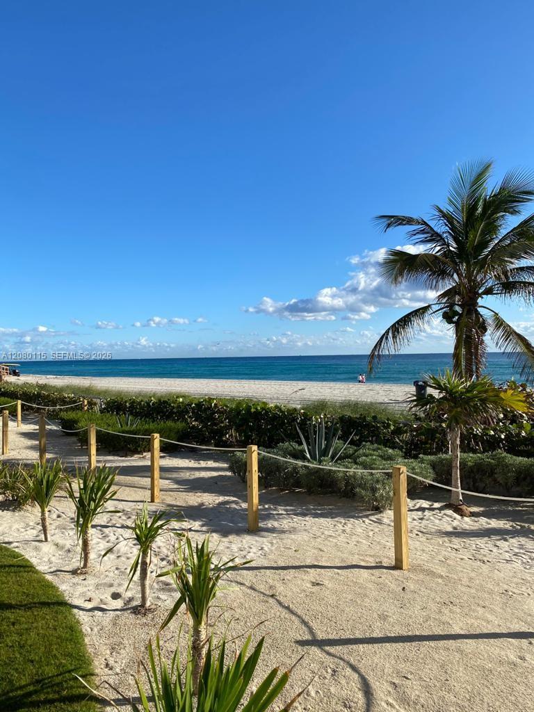 18201 Collins Ave # 3609A