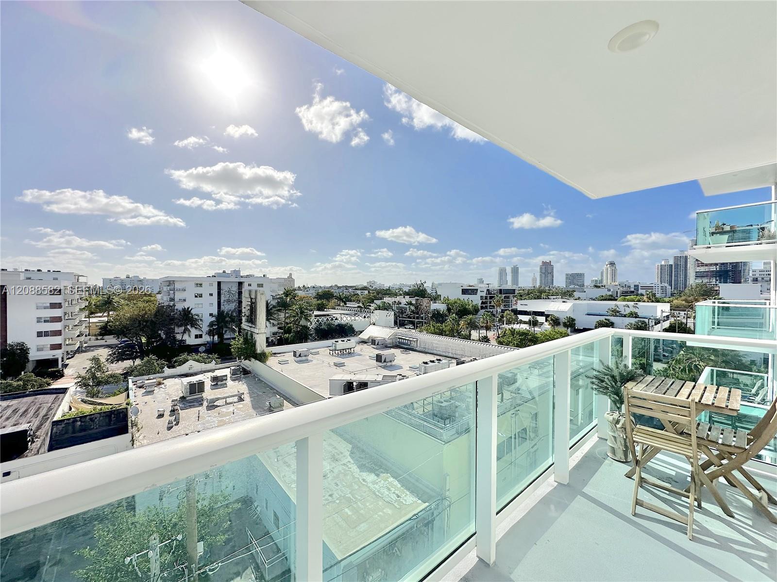1035 West Ave # 704