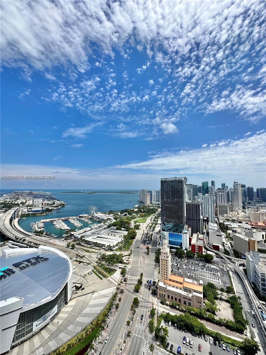 888 SE Biscayne Blvd # 4803