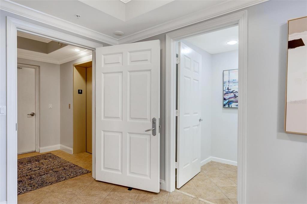 19 AVENUE DE LA MER #805