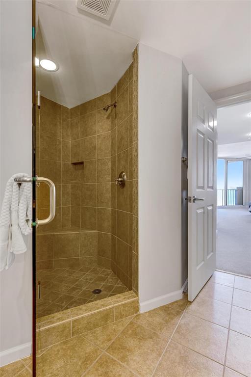 19 AVENUE DE LA MER #805