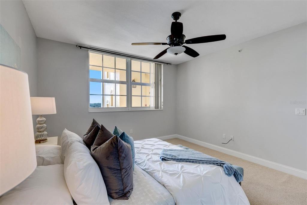 19 AVENUE DE LA MER #805
