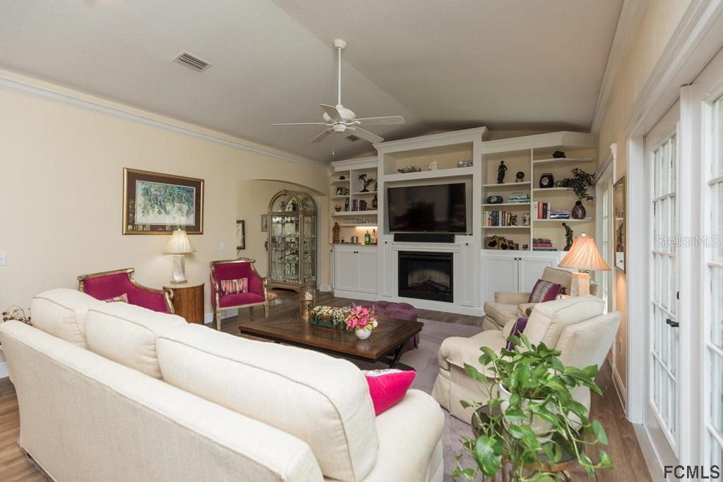 13 VISCAYA LN Unit: 2106