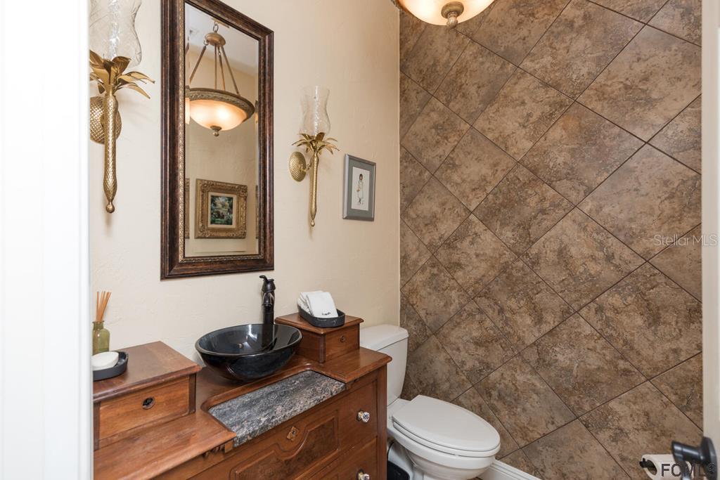 13 VISCAYA LN Unit: 2106