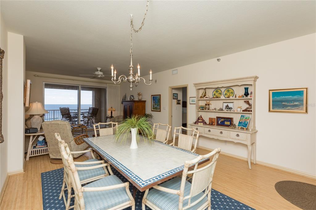11 AVENUE DE LA MER #1605