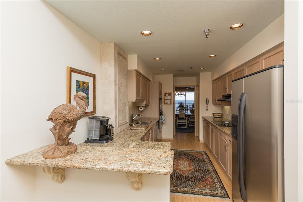 11 AVENUE DE LA MER #1605