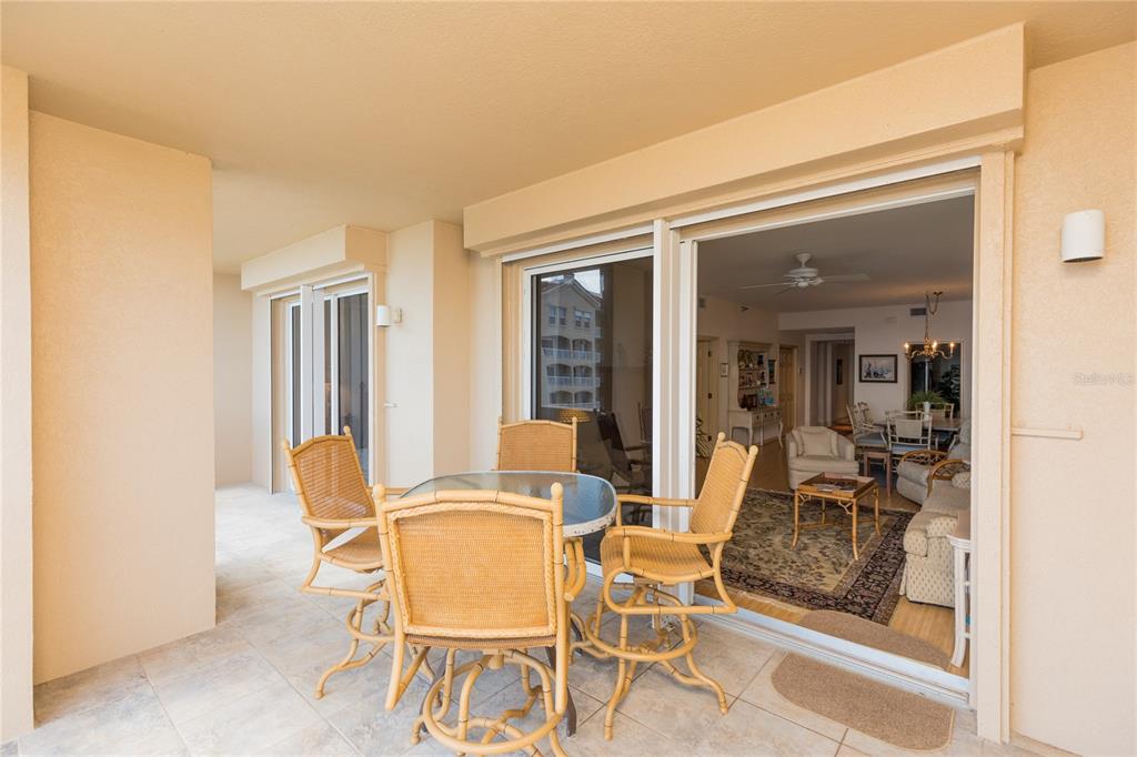 11 AVENUE DE LA MER #1605
