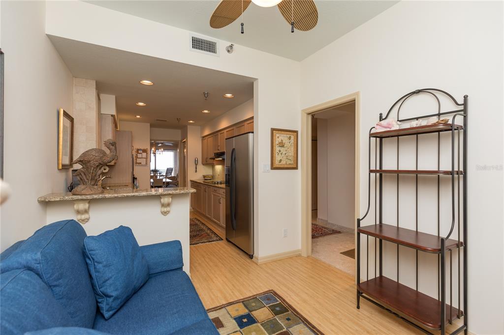 11 AVENUE DE LA MER #1605