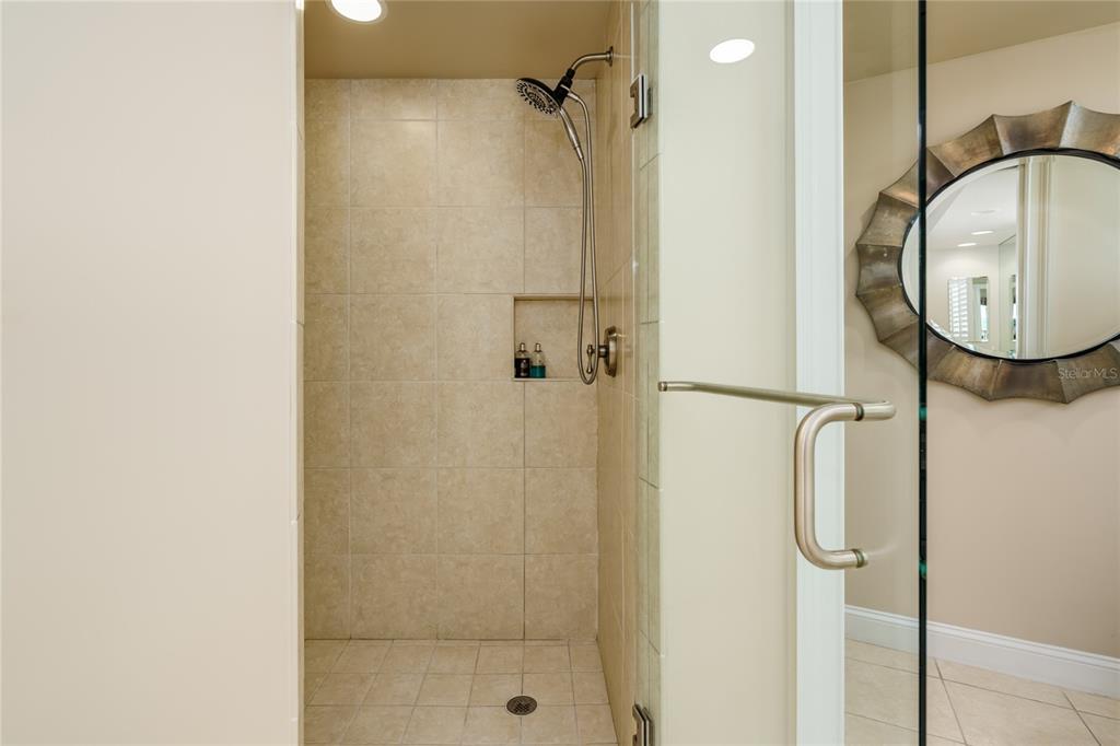 7 AVENUE DE LA MER #301