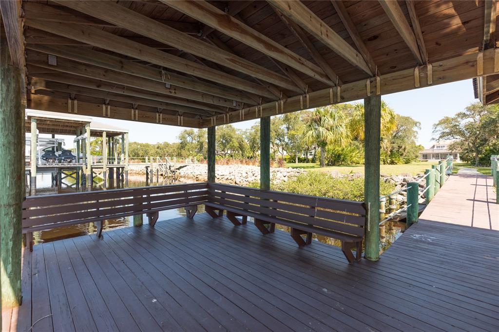 104 ISLAND ESTATES PKWY