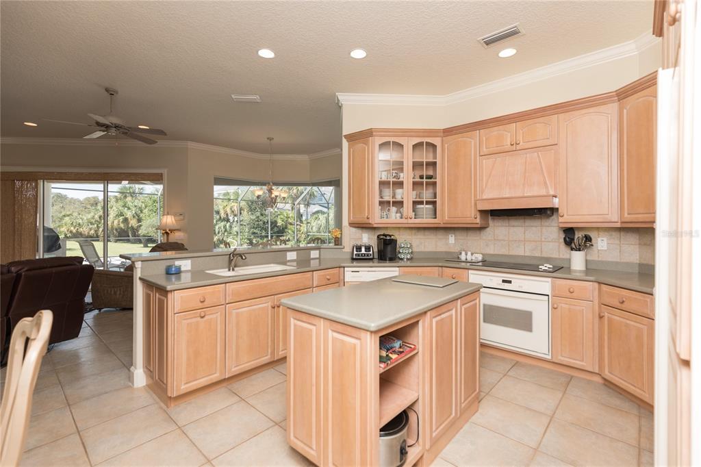 104 ISLAND ESTATES PKWY