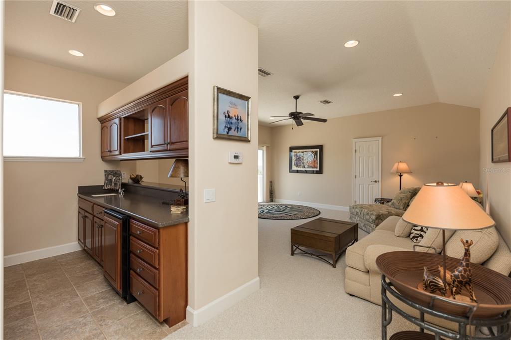 104 ISLAND ESTATES PKWY