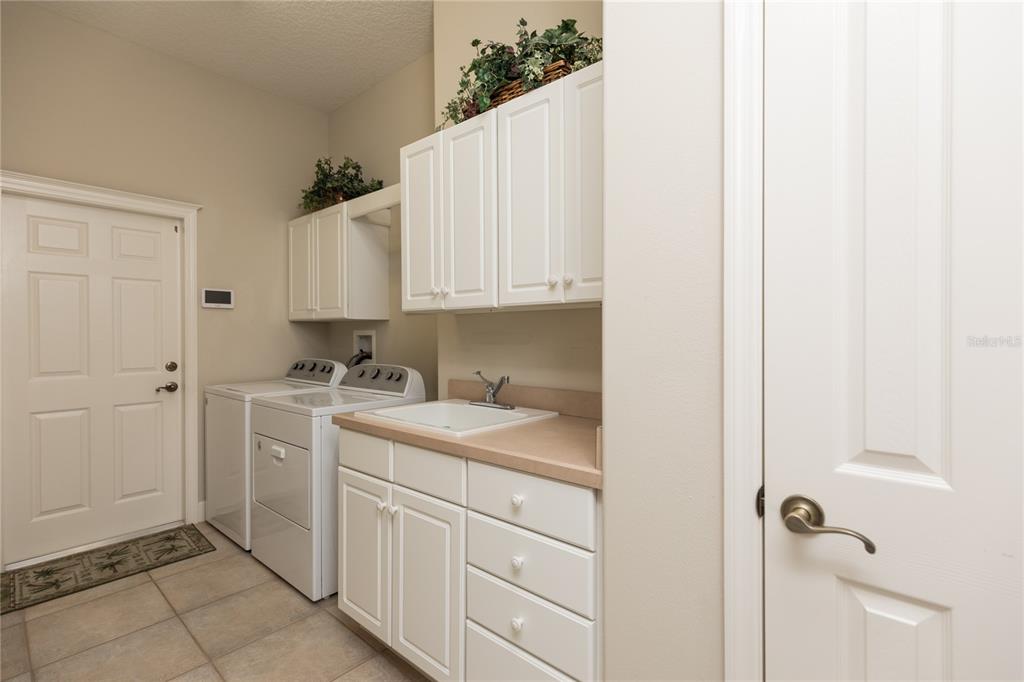 104 ISLAND ESTATES PKWY