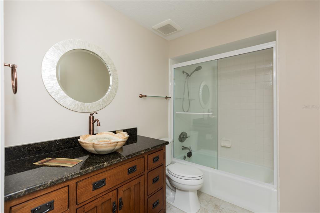 11 AVENUE DE LA MER #1101
