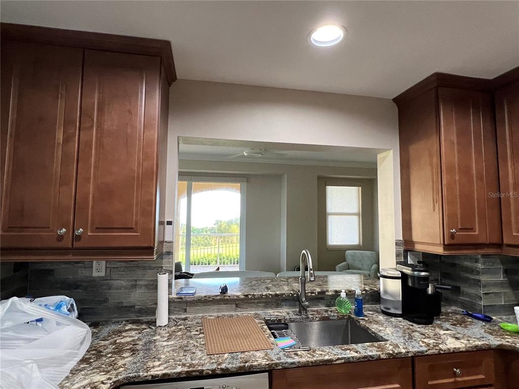 11 AVENUE DE LA MER #1101