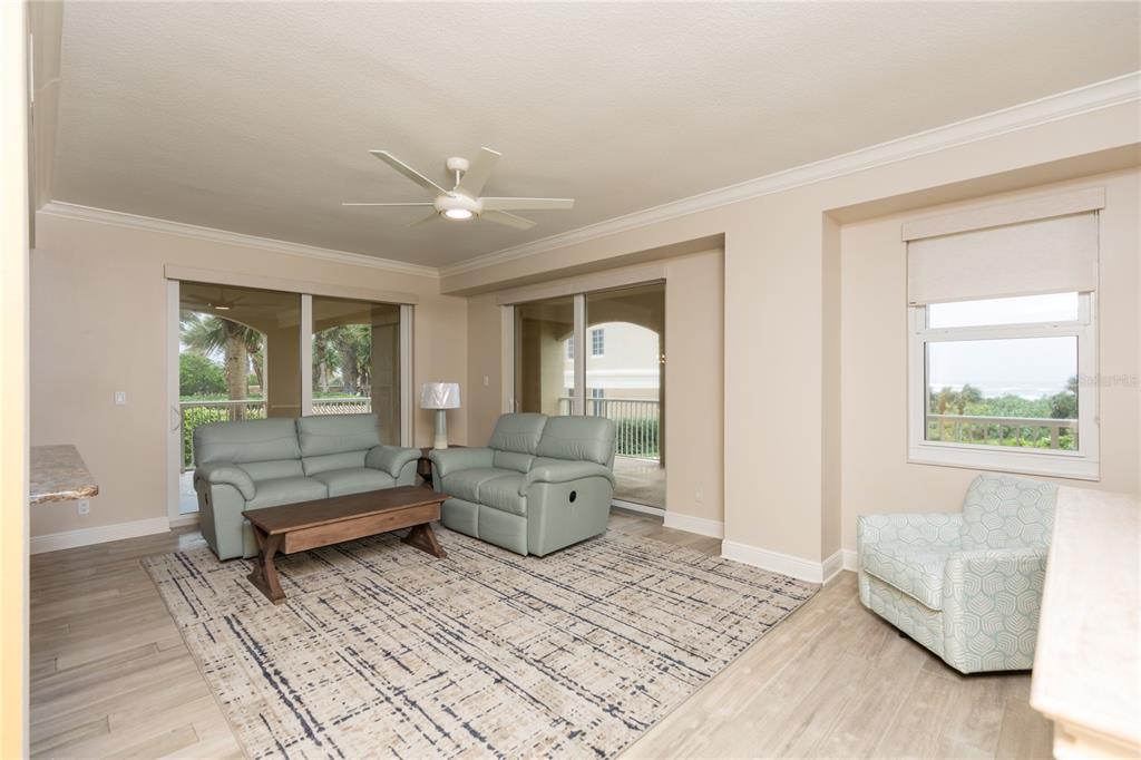11 AVENUE DE LA MER #1101