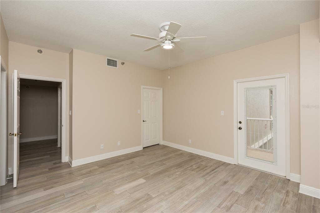 11 AVENUE DE LA MER #1101