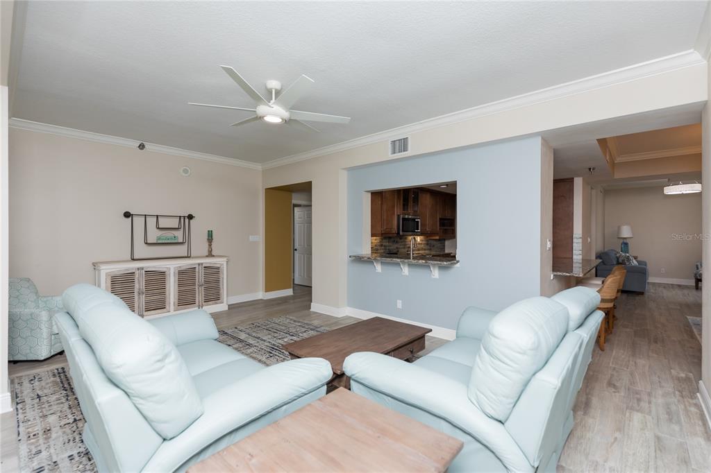 11 AVENUE DE LA MER #1101