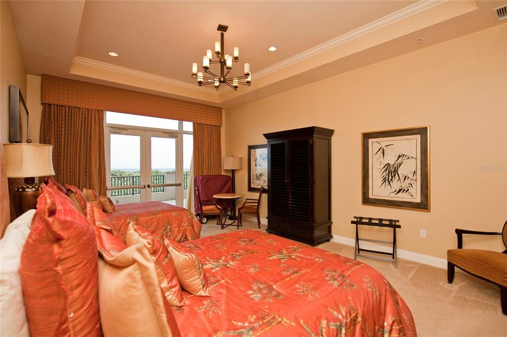 85 AVENUE DE LA MER #602