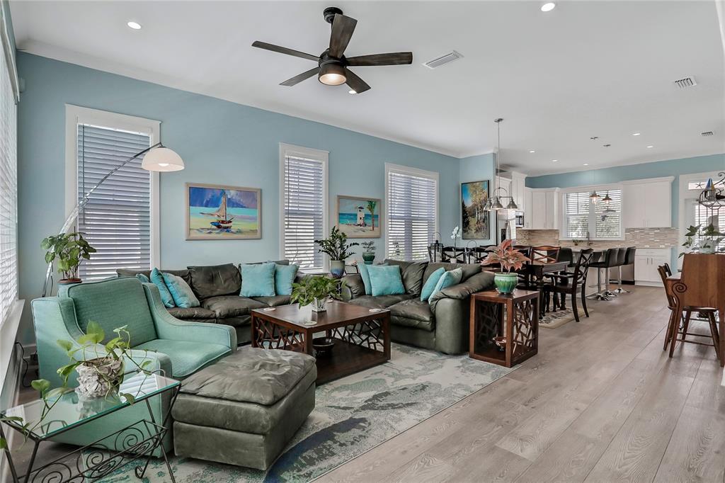 26 LAUGHING GULL LN