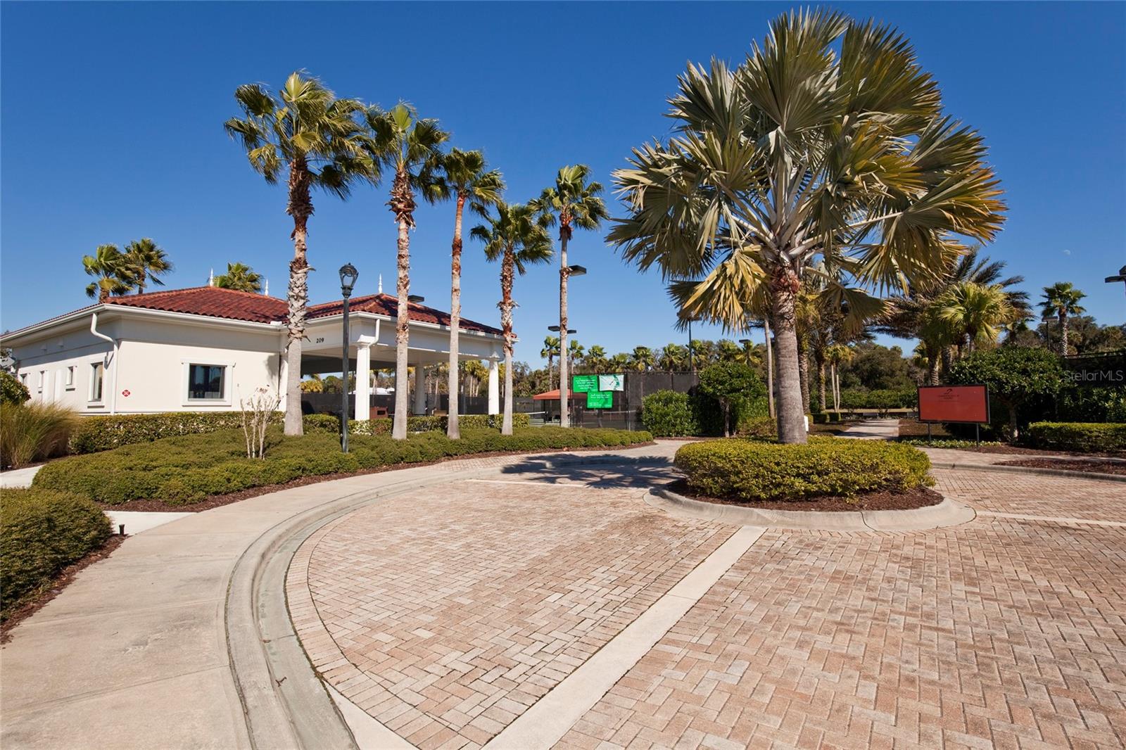 306 HARBOR VILLAGE PT N