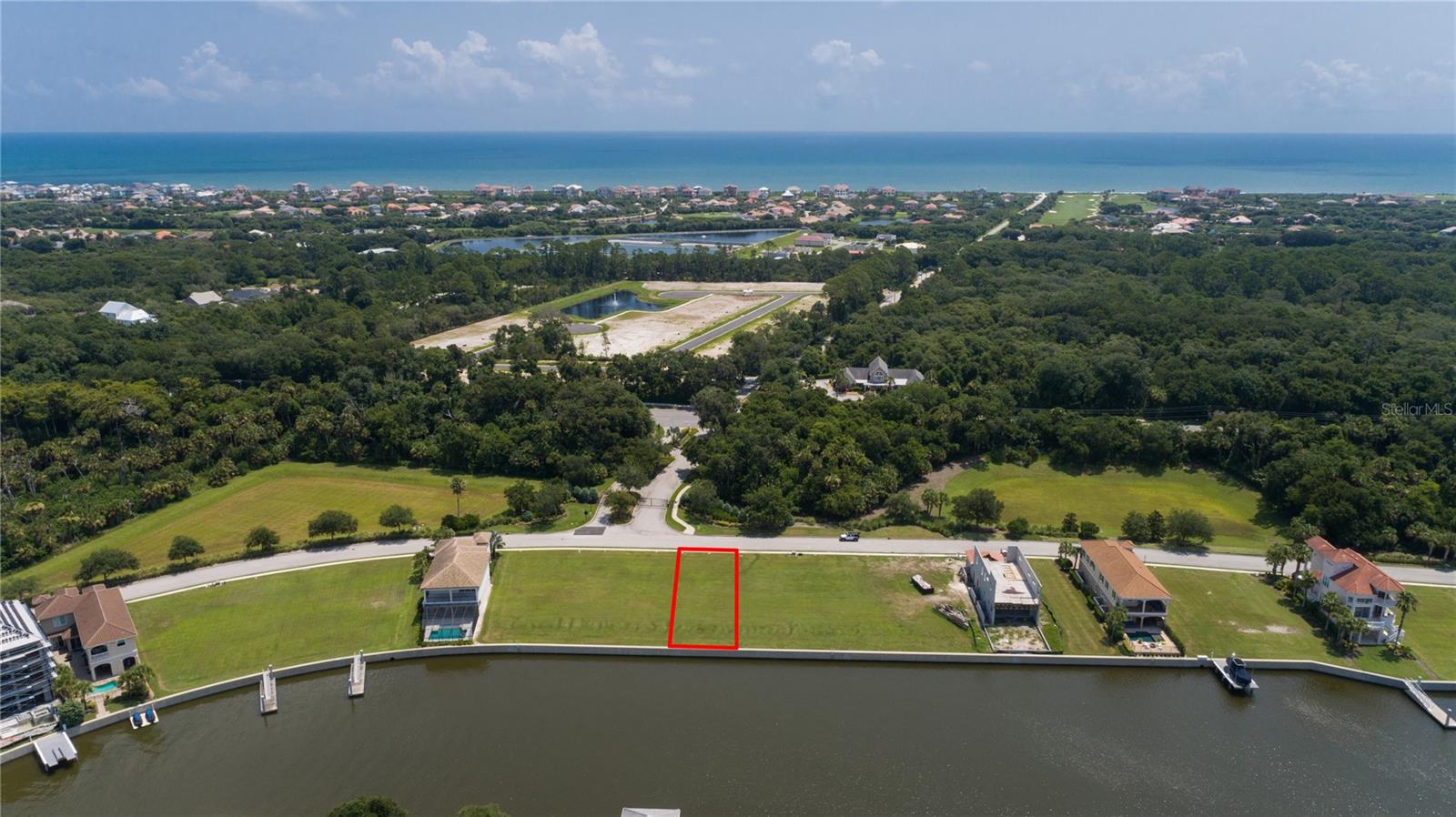 306 HARBOR VILLAGE PT N