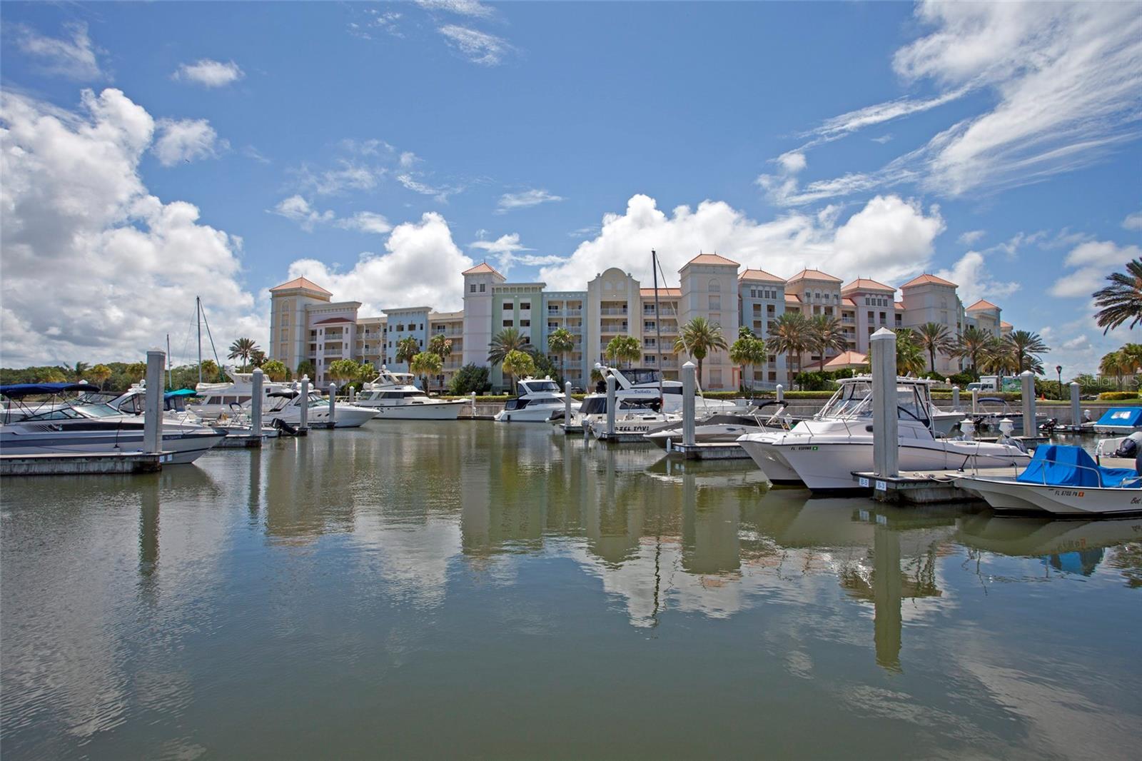 306 HARBOR VILLAGE PT N