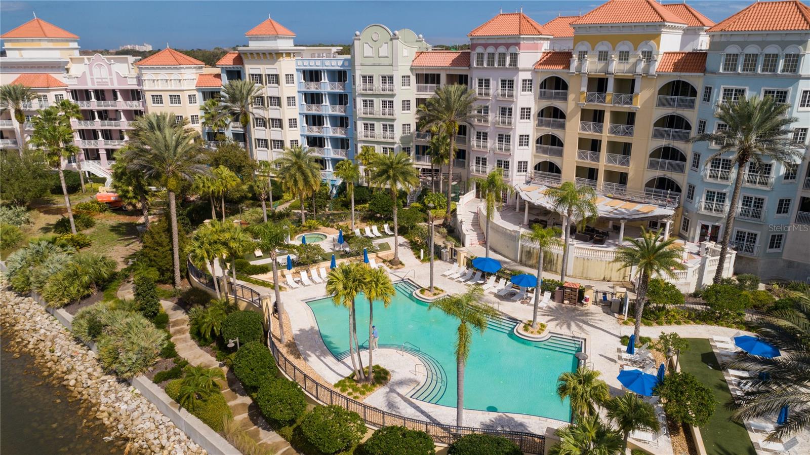 306 HARBOR VILLAGE PT N